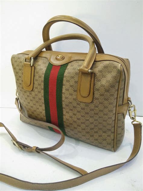 borsa gucci real|gucci bag counterfeit logo.